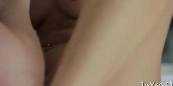 Teen gals worship pussy licking