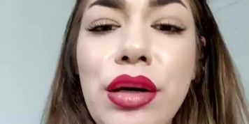 Elly sweet cam show