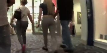 Blonde's ass is hot in loose sweatpants