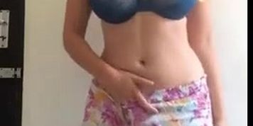 curvy teen taking clothes off and reveal perfect body