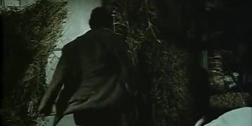 Dora Sitzani Breasts Scene  in Kynigimenoi Erastes