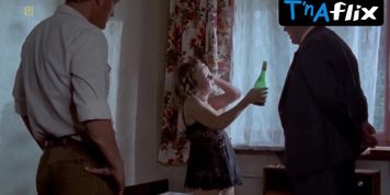 Laura Lacz Underwear Scene  in 07 Zglos Sie