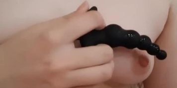 Vibrator nipples