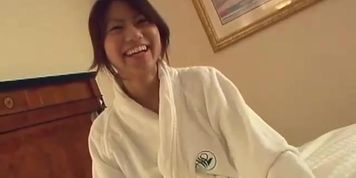 Sweet Asian amateur gets her pussy fucked hardcore in POV - camansi.com
