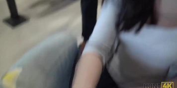 HUNT4K&period; Stranger promises lots of cash for passionate sex at the bar