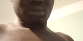 Mr Mamadou Ndiaye dans une vid&eacute;o de nudit&eacute; sur les r&eacute;seaux sociaux