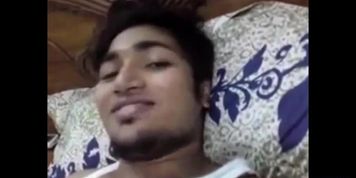 Bhaiya kam se bahar gye to bhabhi devar se hi chud gyi
