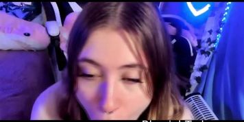 naughty young woman sucking a dildo (blowjobtoday)