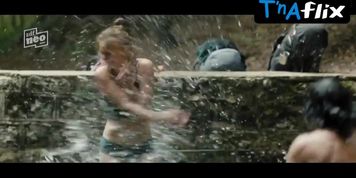 Violet Braeckman Butt,  Breasts Scene  in Gr5