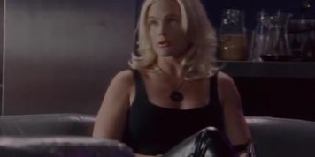 Ryk eleo 4 (Erika Eleniak)