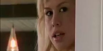 Family affair (Ms. Sassi, Nina Hartley, Tara Lynn Foxx)