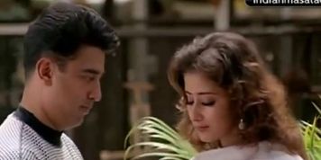 Hot Indian Actress MANISHA'a Nipple slip in a TAMIL SONG