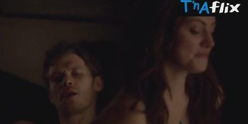 Phoebe Tonkin Sexy Scene  in H2O: Just Add Water