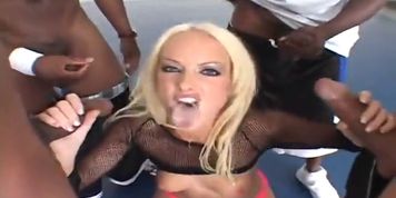 French Melissa Lauren gangbang