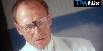 Linda Hoffman Breasts Scene  in The Dentist