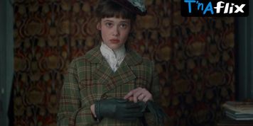 Noemie Merlant Butt Scene  in Curiosa