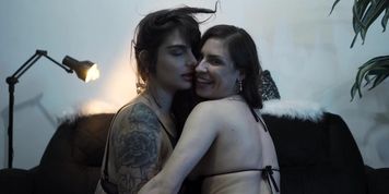 punheta guiada eme white e dred hot/// manda sugestao video  red ta tendo