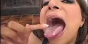 gia jordan y su talento bucal