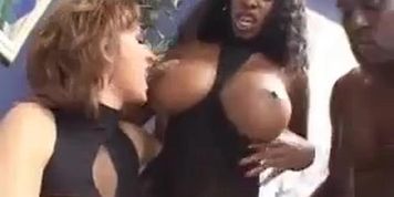 Lexington Loves Vanessa Blue, Scene 1 (Cynthia Pendragon, Mya Lovely)