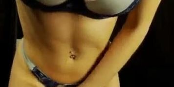 Busty amateur live s tease pussy on cam