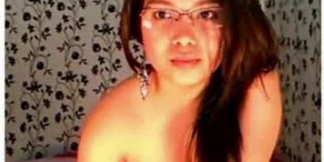 Sexy Filipina Babe on Webcam