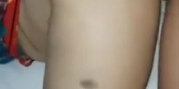 Yummy thick chick needs a little massage on the inside German-Filipina