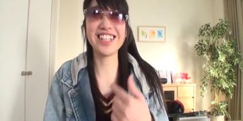 Japanese 18yo babe first blowjob experience