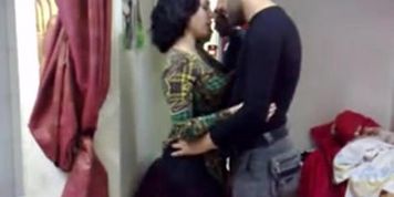Arab Muslim cpl made flick their TONGUES Moments
