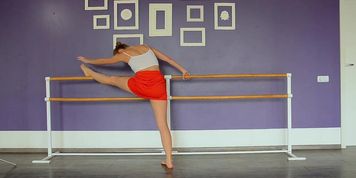 Yanna hot naked gymnast