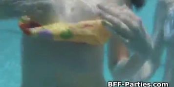 Four bikini teens fucking lucky guy (Amanda Logue, Sunny Day)