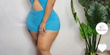 Big booty latina model