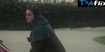 Elisa Echevarria Butt Scene  in Invisible