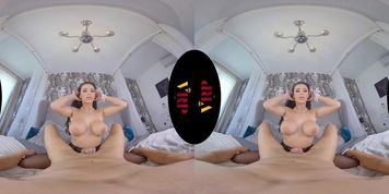 Analized VR 4K (Nelly Kent)