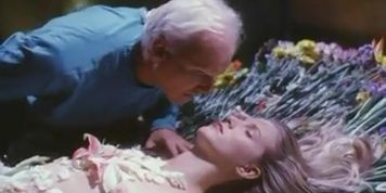 Sara Peterson Breasts Scene  in Garden Of Evil