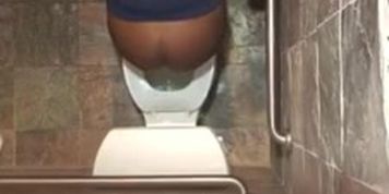 chocolate booty caught pissing