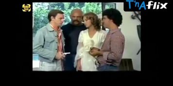 Novani Novakoski Breasts Scene  in Na Violencia Do Sexo
