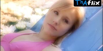 Amanda Seyfried Bikini Scene  in Veronica Mars (Kristen Bell)
