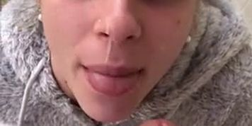 Teen begs her daddy to cum all over her face