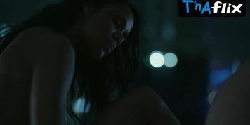 Zawe Ashton Sexy Scene  in Velvet Buzzsaw