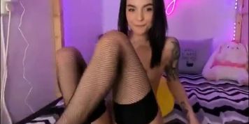 Horny girl having sex and gets a cumshot