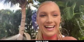 Teen coeds in bikini orgy by the pool (Alicia Williams, Isabel Moon)