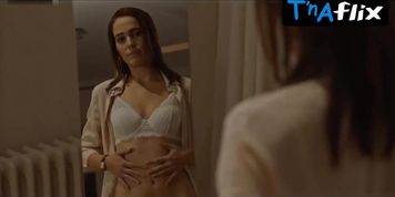 Celia Freijeiro Lesbian,  Butt Scene  in Perfect Life
