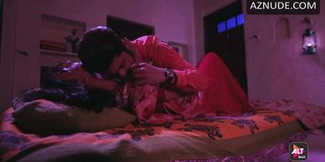 Nazneen Patni Sexy Scene  in Gandi Baat