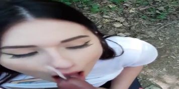 En el monte tragando semen