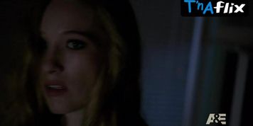 Sophie Lowe Underwear Scene  in The Returned