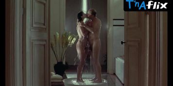 Polly Walker Nude, Breasts Scene  in 81/2 Women