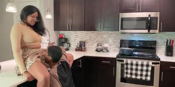 Causing distractions while she&rsquo;s cooking