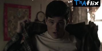 Charlotte Evelyn Williams Underwear Scene  in Preacher