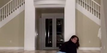 [Teen] Addison Rae Twerks On Your Dick