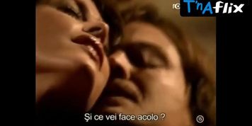 Pamela David Butt,  Breasts Scene  in Doble Vida